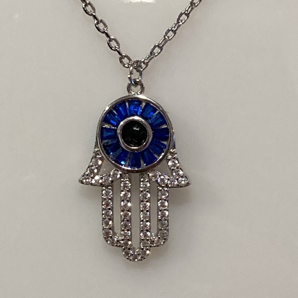 NWOT - Hamsa Hand Sapphire Blue Evil Eye Silver Necklace & Pendant